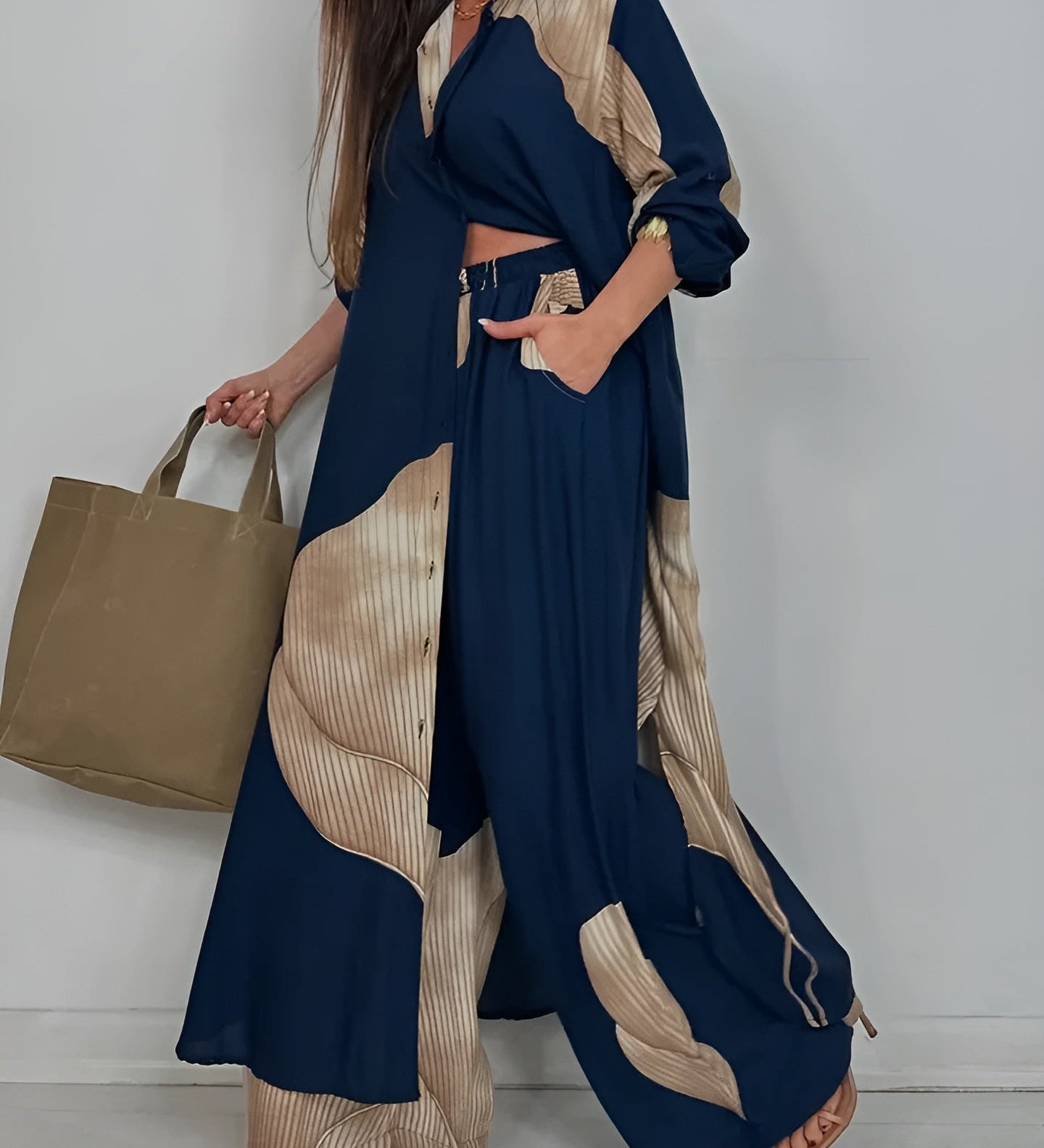 Ileana – Chic Poletni Komplet z Patchwork Tiskom