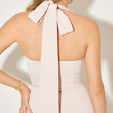 Clarisa – Maxi halter obleka s sculpturalnim krojem