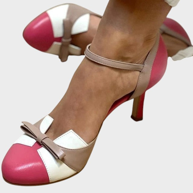 Aura – Elegantni Čevlji z Retro Akcentom